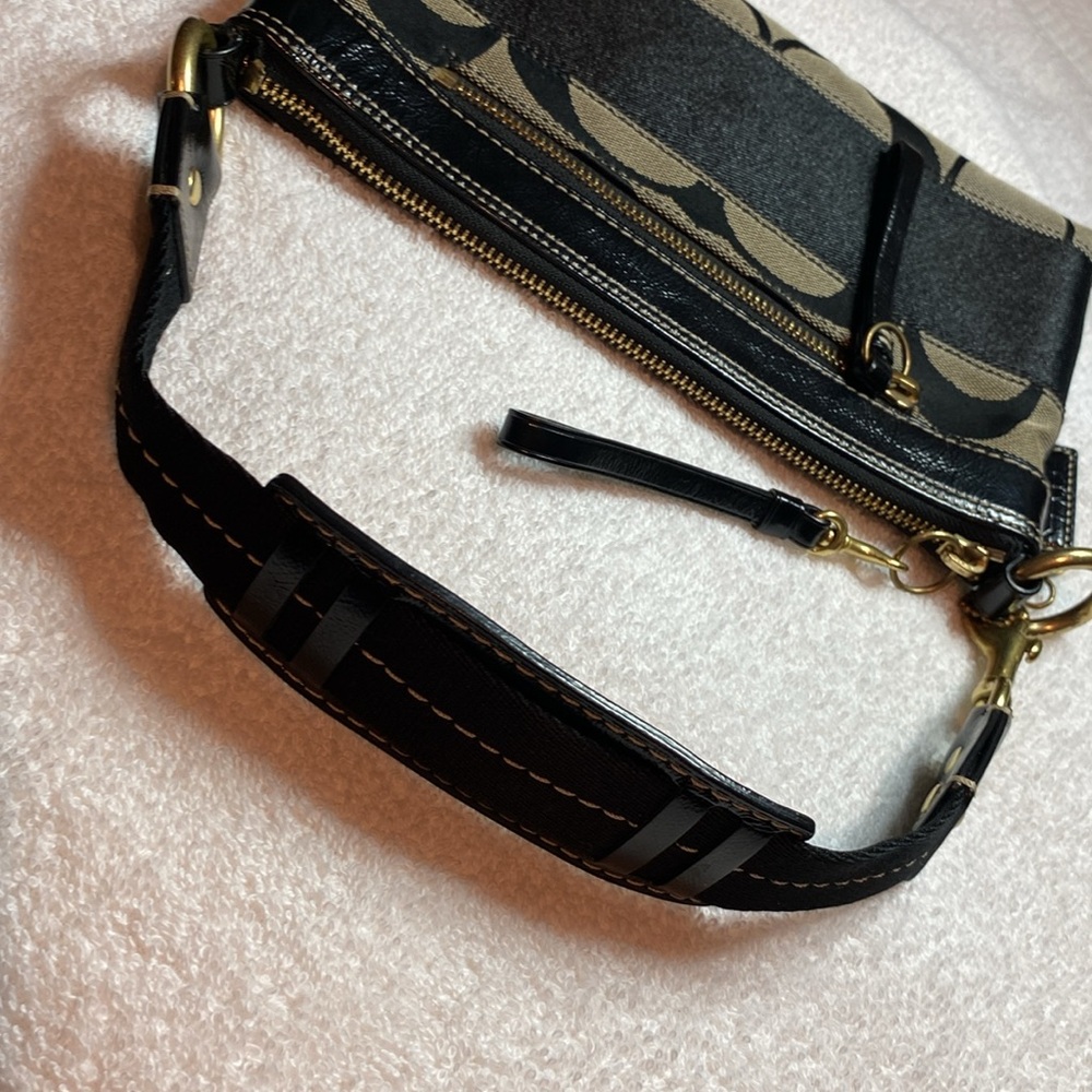 Coach Black and Gray Mini Bag with adjustable strap closure - Picture 9 of 13
